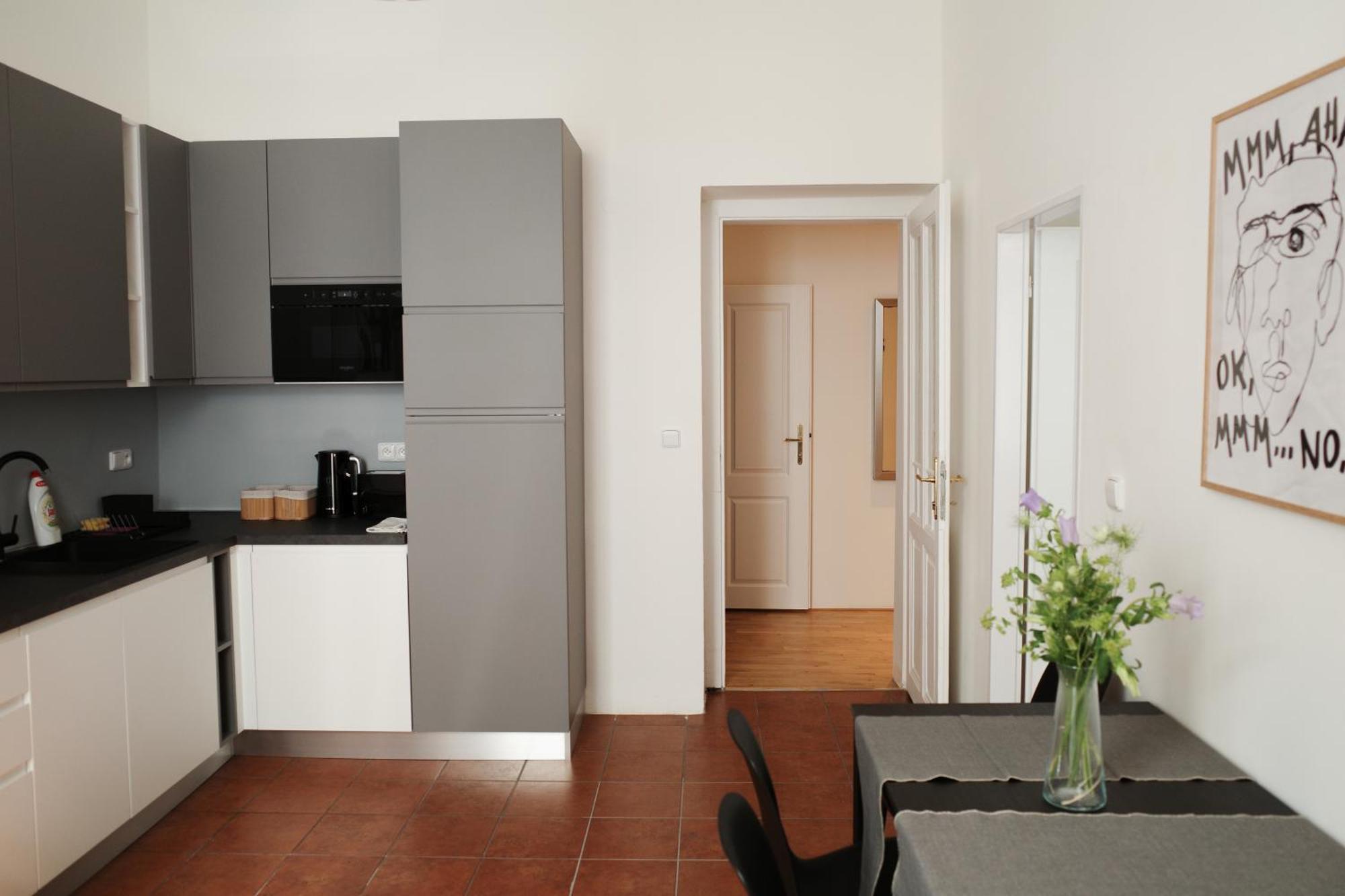 Apartment Dusni Superior Praha Bagian luar foto